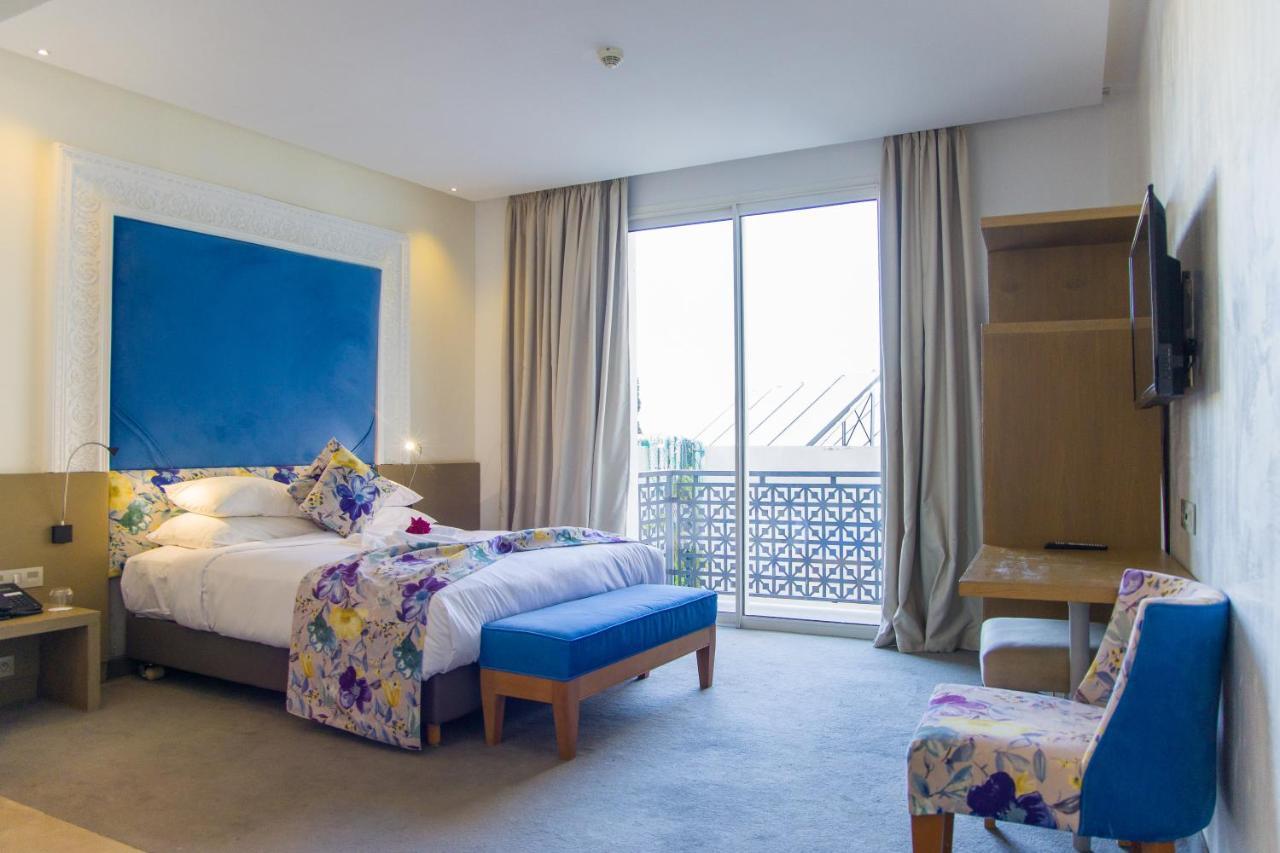 Mandarin Palace Hotel & Spa Tanger Eksteriør billede A room at the hotel
