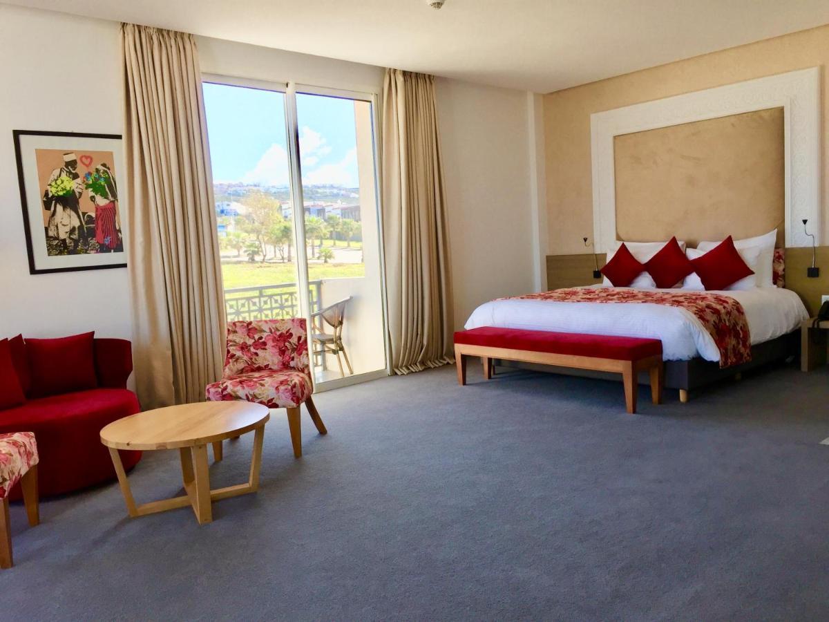 Mandarin Palace Hotel & Spa Tanger Eksteriør billede A room at the hotel