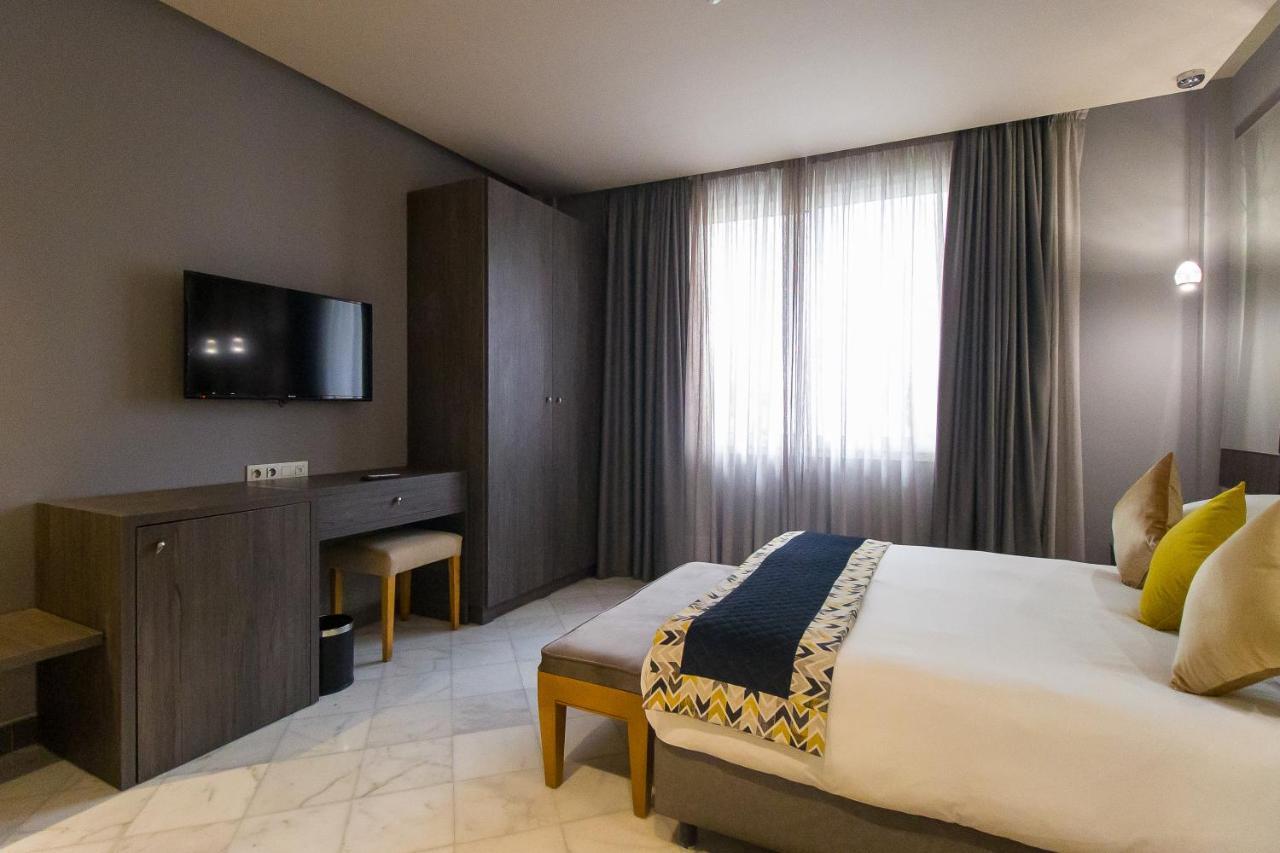 Mandarin Palace Hotel & Spa Tanger Eksteriør billede A room at the hotel